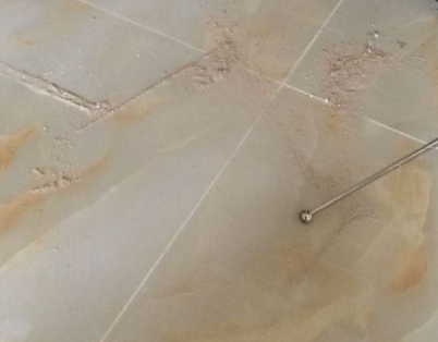 阳江瓷砖空鼓维修公司分享粘合剂选择不当在瓷砖铺贴过程中可能导致以下问题